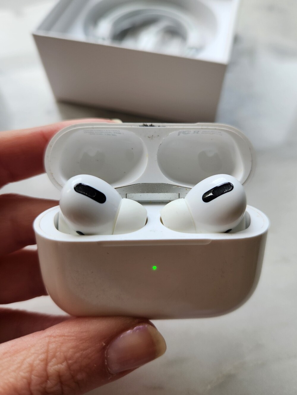 1st Gen Apple White AirPods Pro with Charging Case